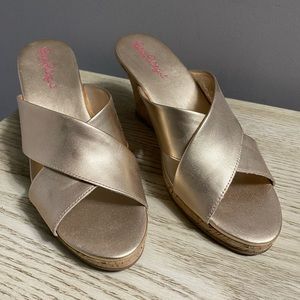 Lilly Pulitzer Gold Wedge Sandal Size 10